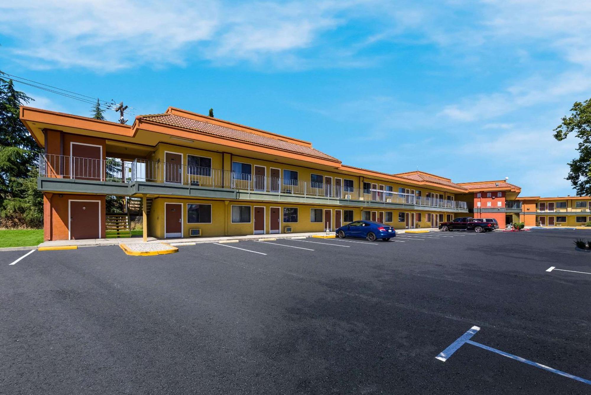 Rodeway Inn Livermore Extérieur photo